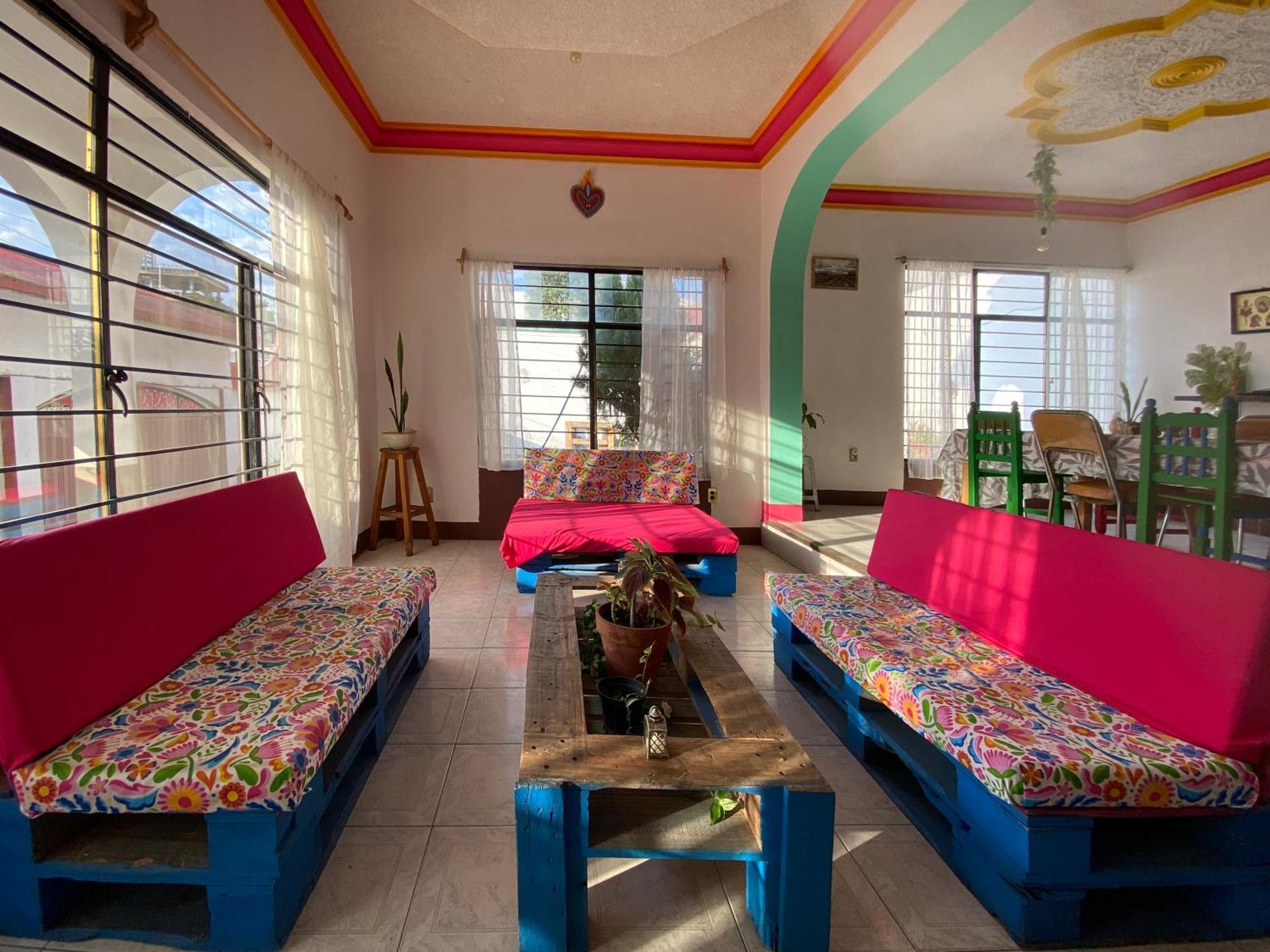 Casa El Mundo Hostel Oaxaca Exterior photo